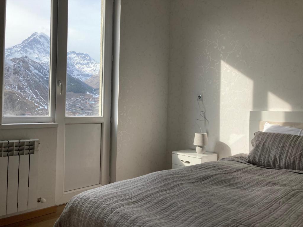MOUNTAIN HEART room 1